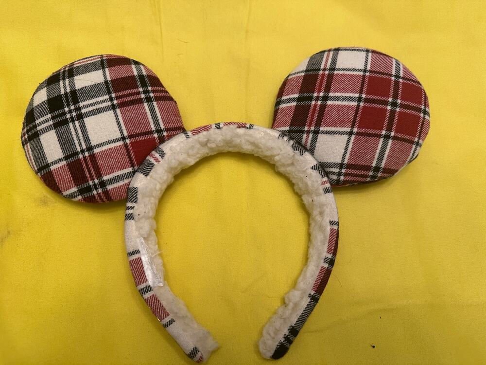 Disney Parks 2022 Holiday Plaid Sherpa Minnie Mouse Ear Headband